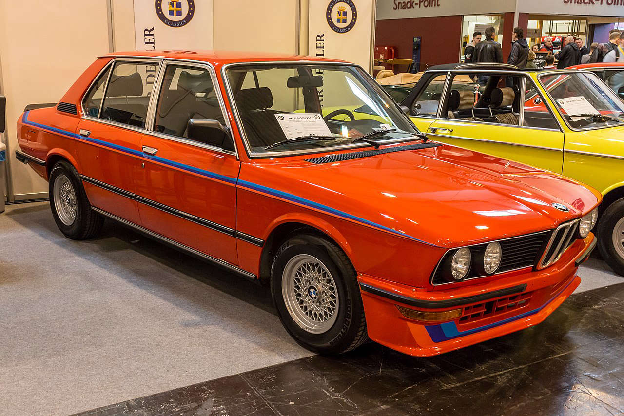 История автомобиля BMW 5-series